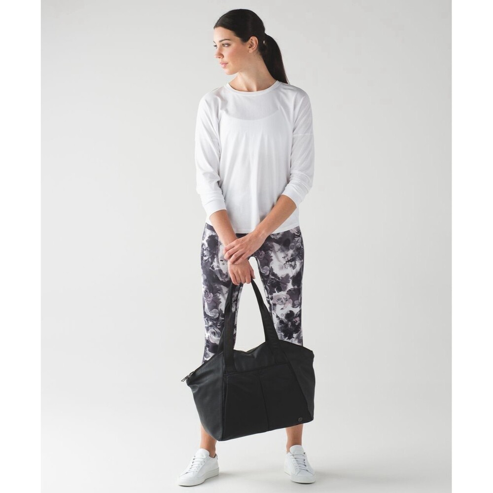 Lululemon Wunder Under High-Rise Crops In The Obscurred Floral Print Size 8 - Picture 2 of 10
